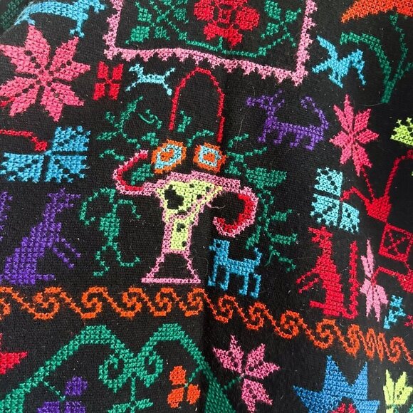 Vintage Colourful Embroidered Poncho Cape - Picture 6 of 8